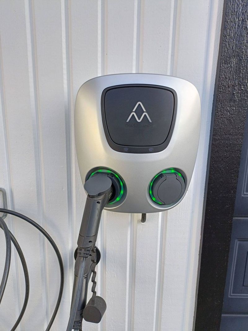 Laddbox Chargeamp, kraftig laddbox till elbil